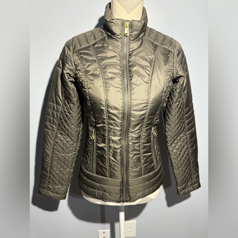 The North Face Women's Puffer Jacket - Olive